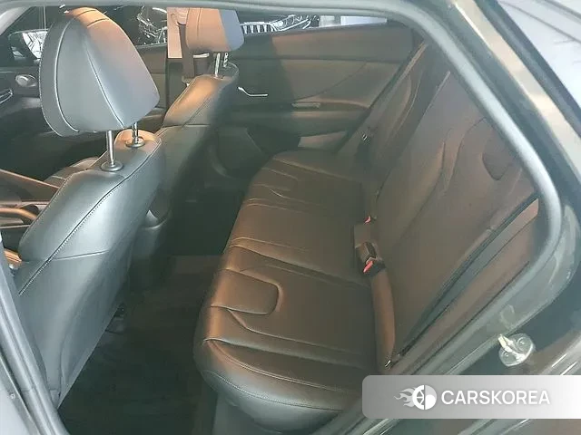 Hyundai Avante (CN7) 2021 Серебристо-серый из Кореи, фото 5