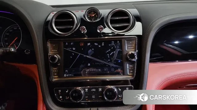 Bentley Bentayga 2018 Черный из Кореи, фото 5