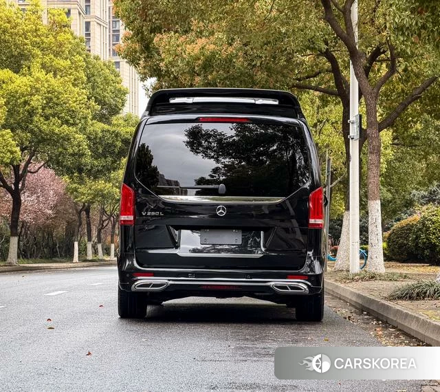 Mercedes-Benz V-class 2024 Черный из Китая, фото 5