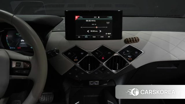 Citroen / DS DS3 Crossback 2020 Серебристо-серый из Кореи, фото 5