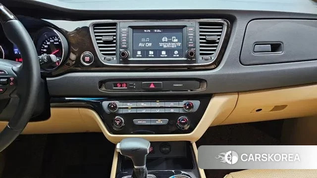 Kia The New Carnival 2019 Черный из Кореи, фото 5
