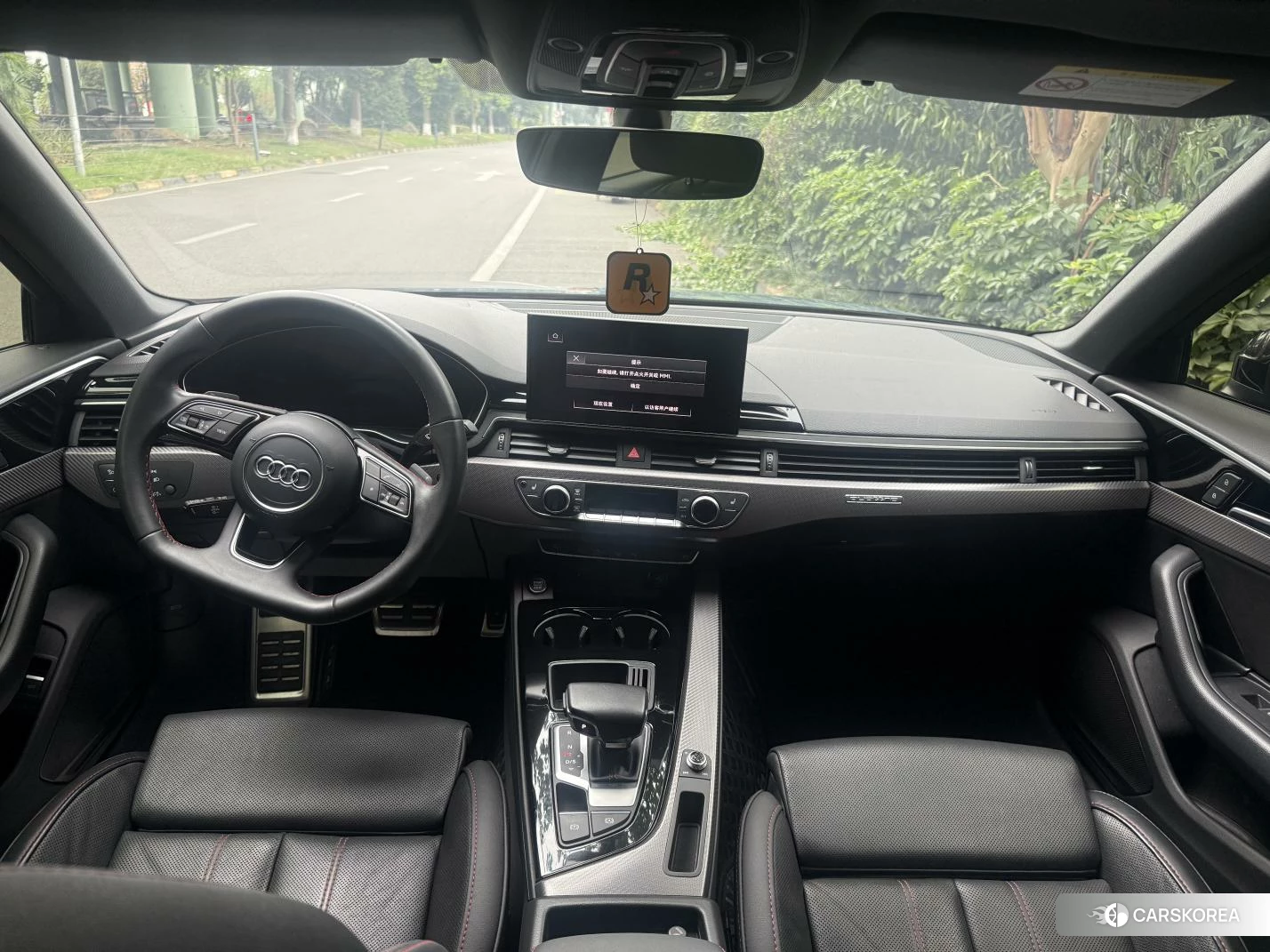 Audi A4L 2021 Темно-серый из Китая, фото 5