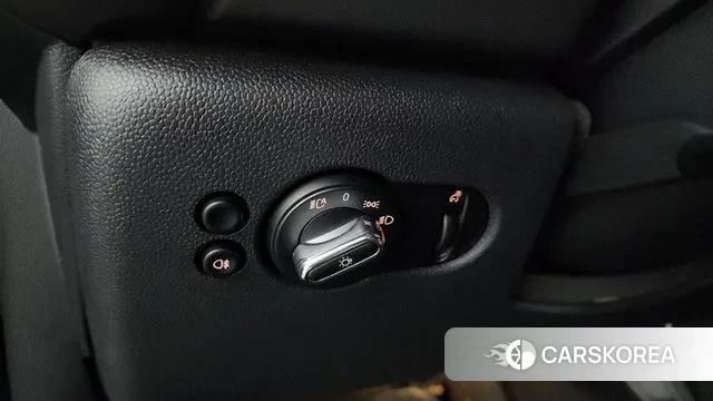 Mini Cooper Electric 2022 Серебряный из Кореи, фото 5