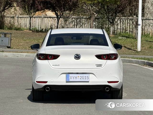 Mazda 3 Angkesaila 2022 Белый из Китая, фото 5