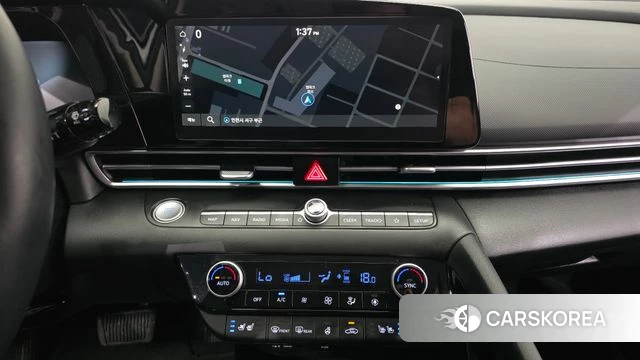 Hyundai The New Avante (CN7) 2023 Белый из Кореи, фото 5