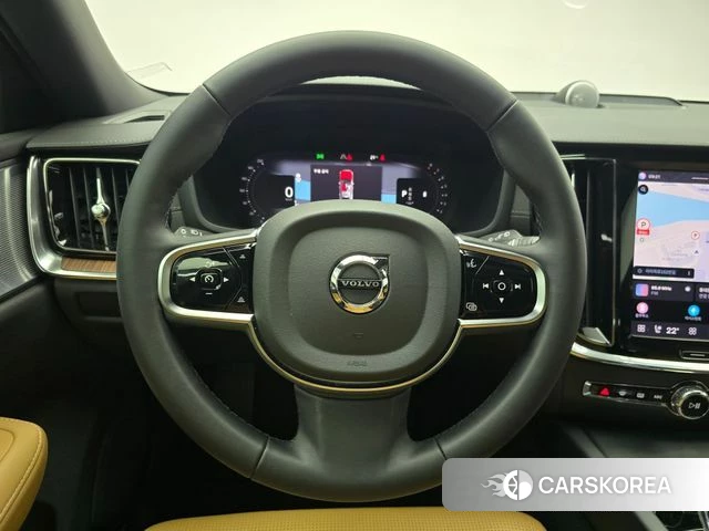 Volvo V60 Cross-Country 2nd Generation 2024 Серый из Кореи, фото 5