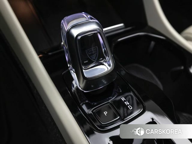 Volvo XC40 2022 Белый из Кореи, фото 5
