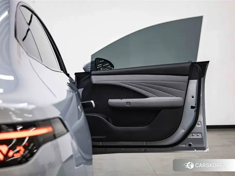 Nissan N7 2025 Silver/gray из Китая, фото 5