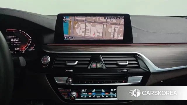 BMW 5 Series (G30) 2020 Черный из Кореи, фото 5