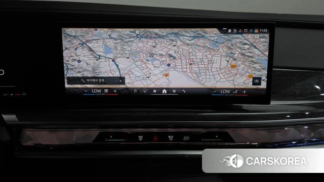 BMW 7 Series (G70) 2024 Черный из Кореи, фото 5