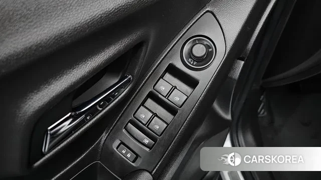 Chevrolet (GM Daewoo) The New Trax 2019 Белый из Кореи, фото 5