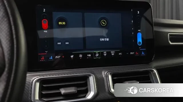 Ford Mustang 7th Generation 2024 Желтый из Кореи, фото 5