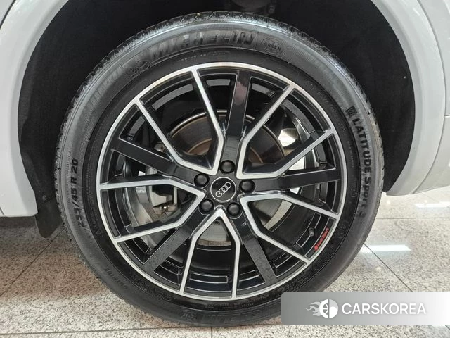 Audi Q5 (FY) 2024 Белый из Кореи, фото 5