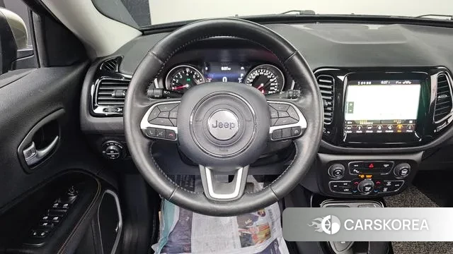 Jeep Compass 2nd Generation 2018 Темно-зеленый из Кореи, фото 5