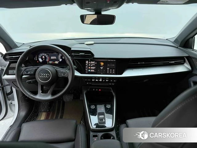 Audi A3 2023 Белый из Китая, фото 5