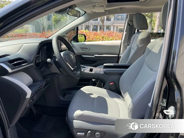 Toyota Grevia 2024 Черный из Китая, фото 5