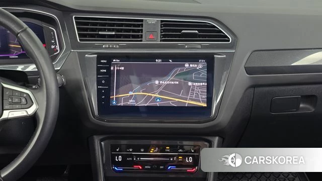 Volkswagen Tiguan second Generation 2022 Белый из Кореи, фото 5