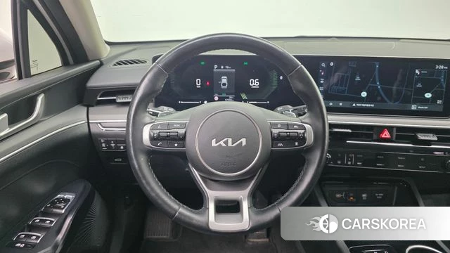 Kia The New K5 3rd generation 2024 Белый из Кореи, фото 5
