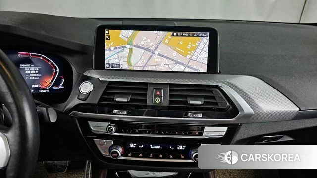 BMW X4 (G02) 2021 Черный из Кореи, фото 5