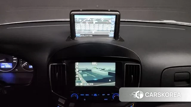 Hyundai The New Grand Starex 2019 Серебристо-серый из Кореи, фото 5