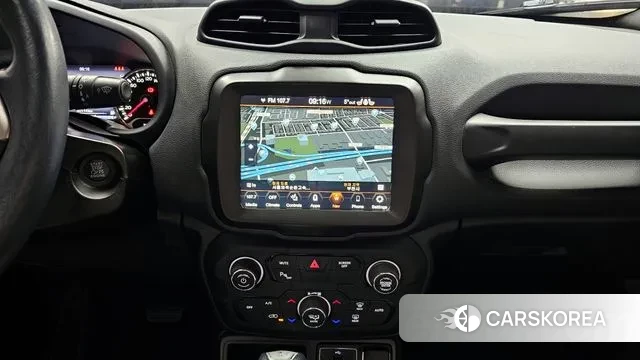 Jeep Renegade 2021 Белый из Кореи, фото 5