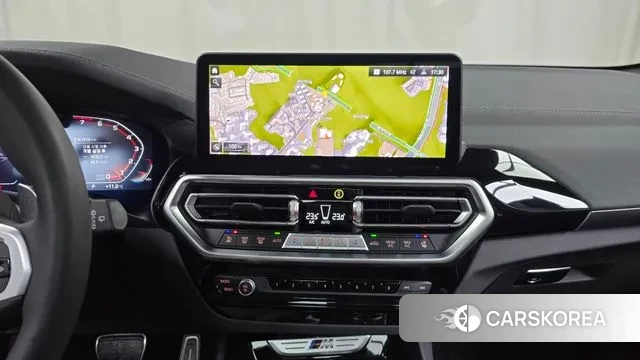 BMW X3 (G01) 2024 Светло-серебряный цвет из Кореи, фото 5