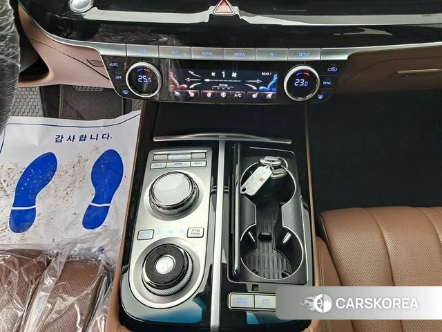 Genesis G80 (RG3) 2023 Серебристо-серый из Кореи, фото 5
