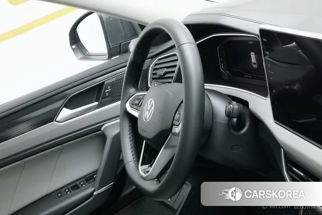 Volkswagen Tanyue 2023 Темно-серый из Китая, фото 5