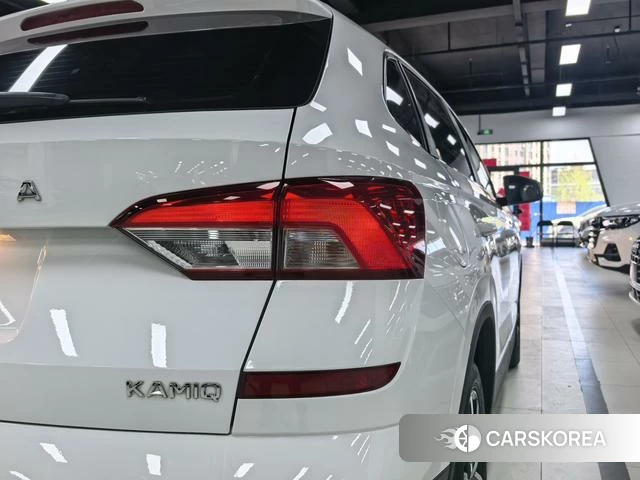 Skoda Komick 2022 Белый из Китая, фото 5