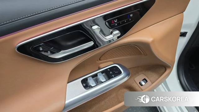 Mercedes-Benz E-Class W214 2024 Белый из Кореи, фото 5