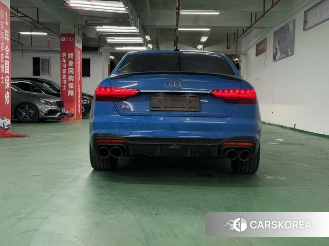 Audi S4 2021 Синий из Китая, фото 5