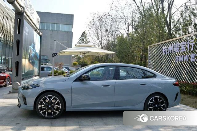 BMW 2 series 2025 Темно-серый из Китая, фото 5