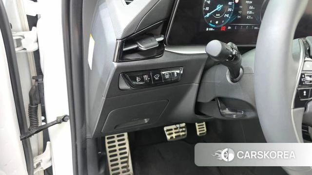 Kia Di Ol Nu Niro 2022 Белый из Кореи, фото 5