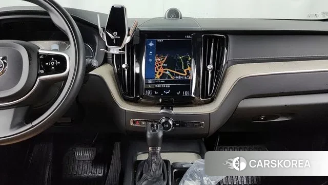 Volvo XC60 second Generation 2018 Белый из Кореи, фото 5