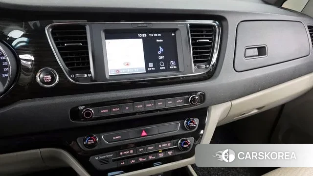 Kia The New Carnival 2018 Белый из Кореи, фото 5