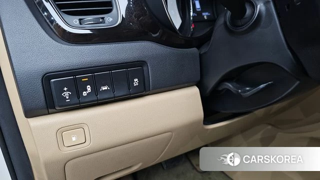 Kia The New Carnival 2018 Белый из Кореи, фото 5
