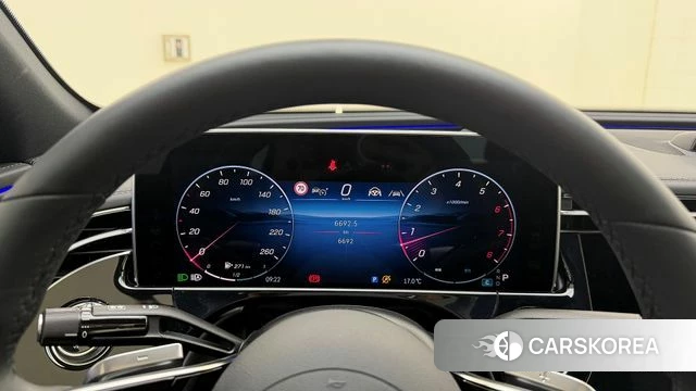 Mercedes-Benz E-Class W214 2025 Белый из Кореи, фото 5
