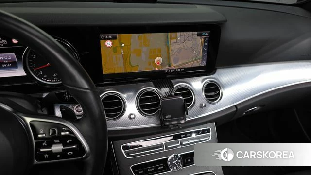 Mercedes-Benz E-Class W213 2020 Белый из Кореи, фото 5