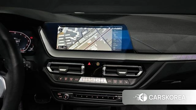 BMW 1 Series (F40) 2024 Белый из Кореи, фото 5