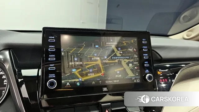 Toyota Camry (XV70) 2024 Серый из Кореи, фото 5