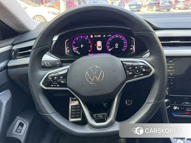 Volkswagen CC 2023 Серебристо-серый из Китая, фото 5