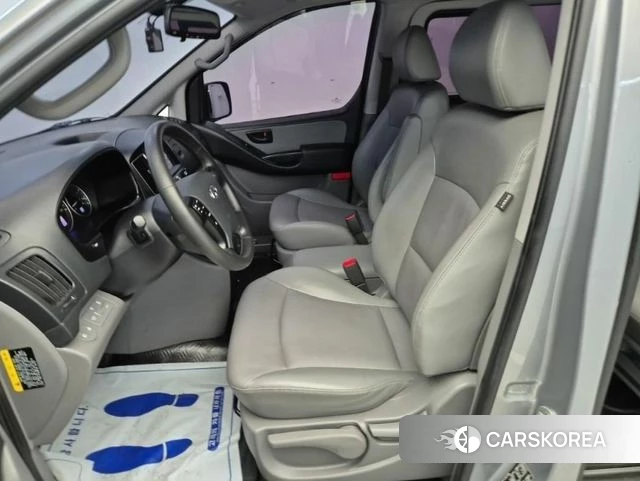 Hyundai The New Grand Starex 2019 Серебристо-серый из Кореи, фото 5