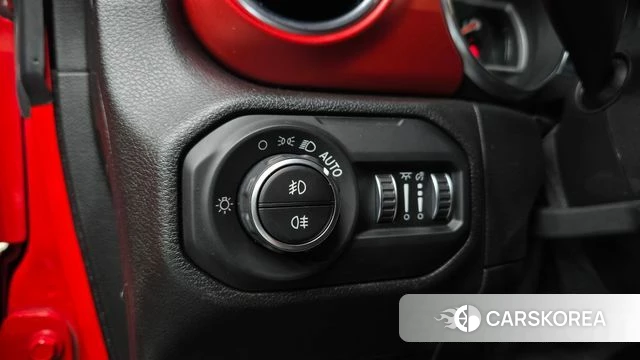 Jeep Wrangler (JL) 2021 Красный из Кореи, фото 5