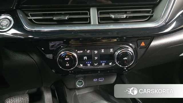 Chevrolet (GM Daewoo) Trax Crossover 2025 Черный из Кореи, фото 5