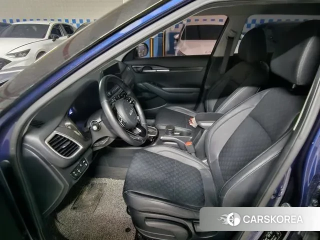 Kia Seltos 2021 Синий из Кореи, фото 5