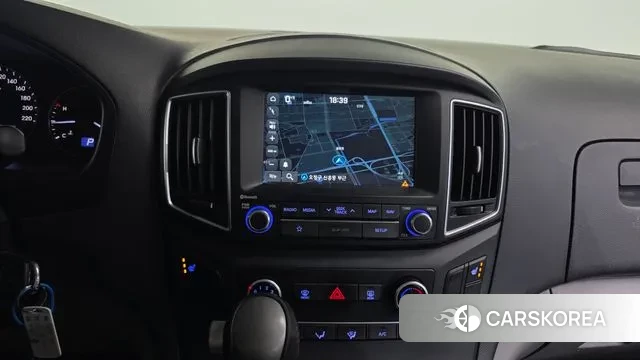 Hyundai The New Grand Starex 2019 Серебристо-серый из Кореи, фото 5