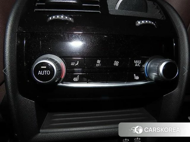 BMW 5 Series (G30) 2021 Белый из Кореи, фото 5