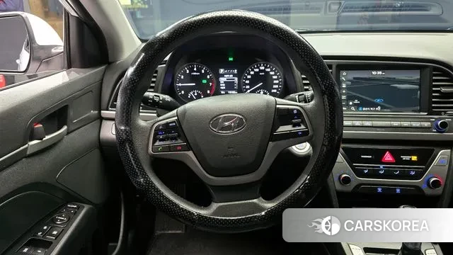 Hyundai Avante AD 2018 Белый из Кореи, фото 5