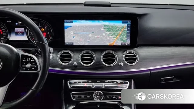 Mercedes-Benz E-Class W213 2019 Черный из Кореи, фото 5