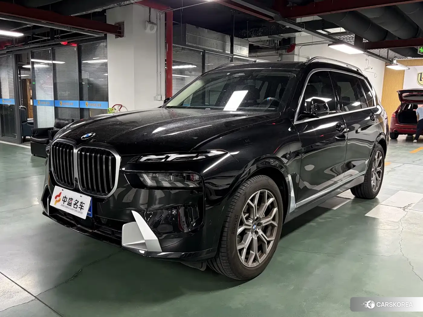 BMW X7 2023 Черный из Китая, фото 5